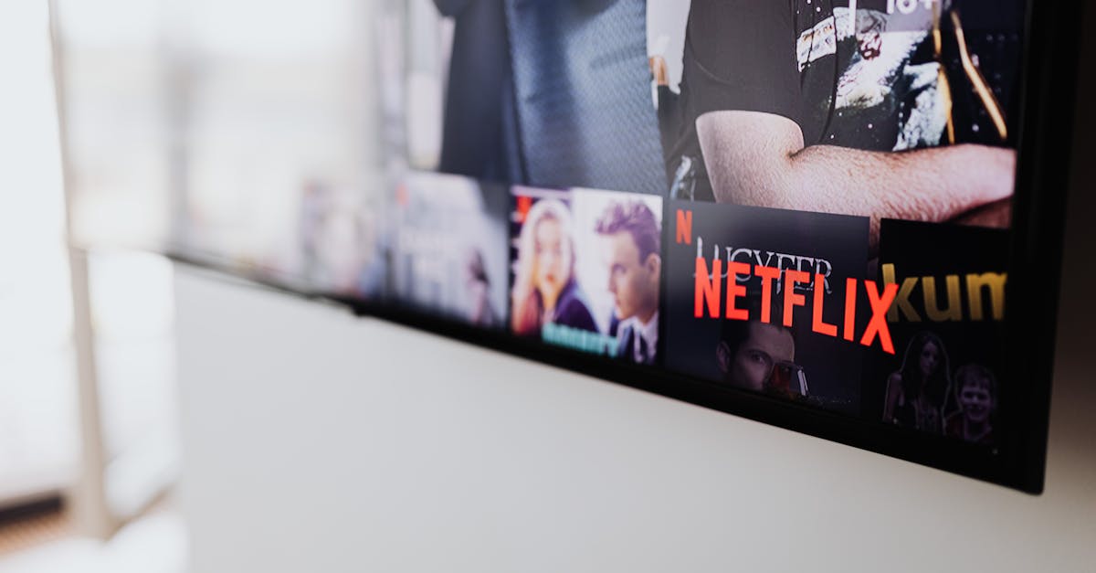 Selective focus of a Netflix screen on a smart TV in an indoor setting.